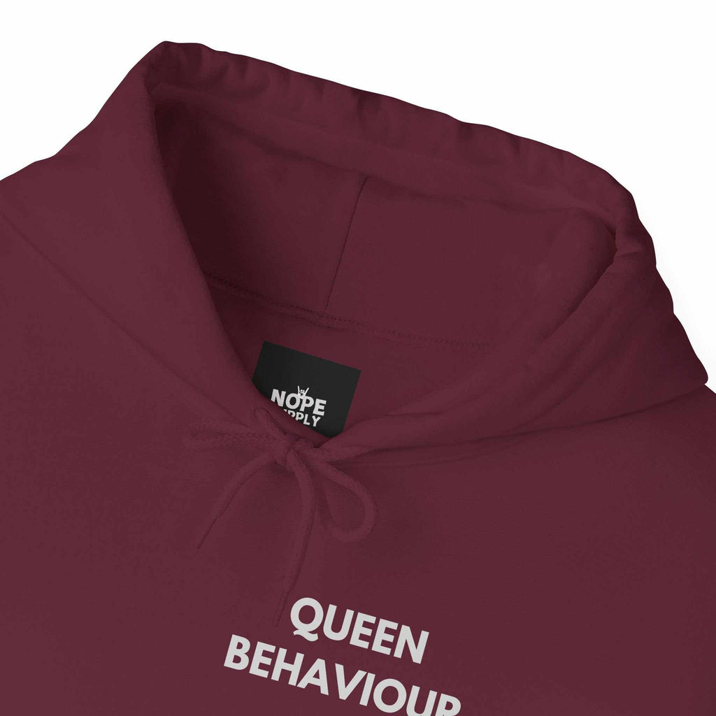 Hoodie ''Queen Behaviour'' Quote — Minimalist Feminist Graphic Pullover