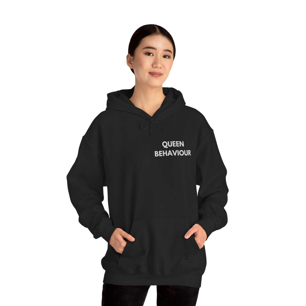 Hoodie ''Queen Behaviour'' Quote — Minimalist Feminist Graphic Pullover