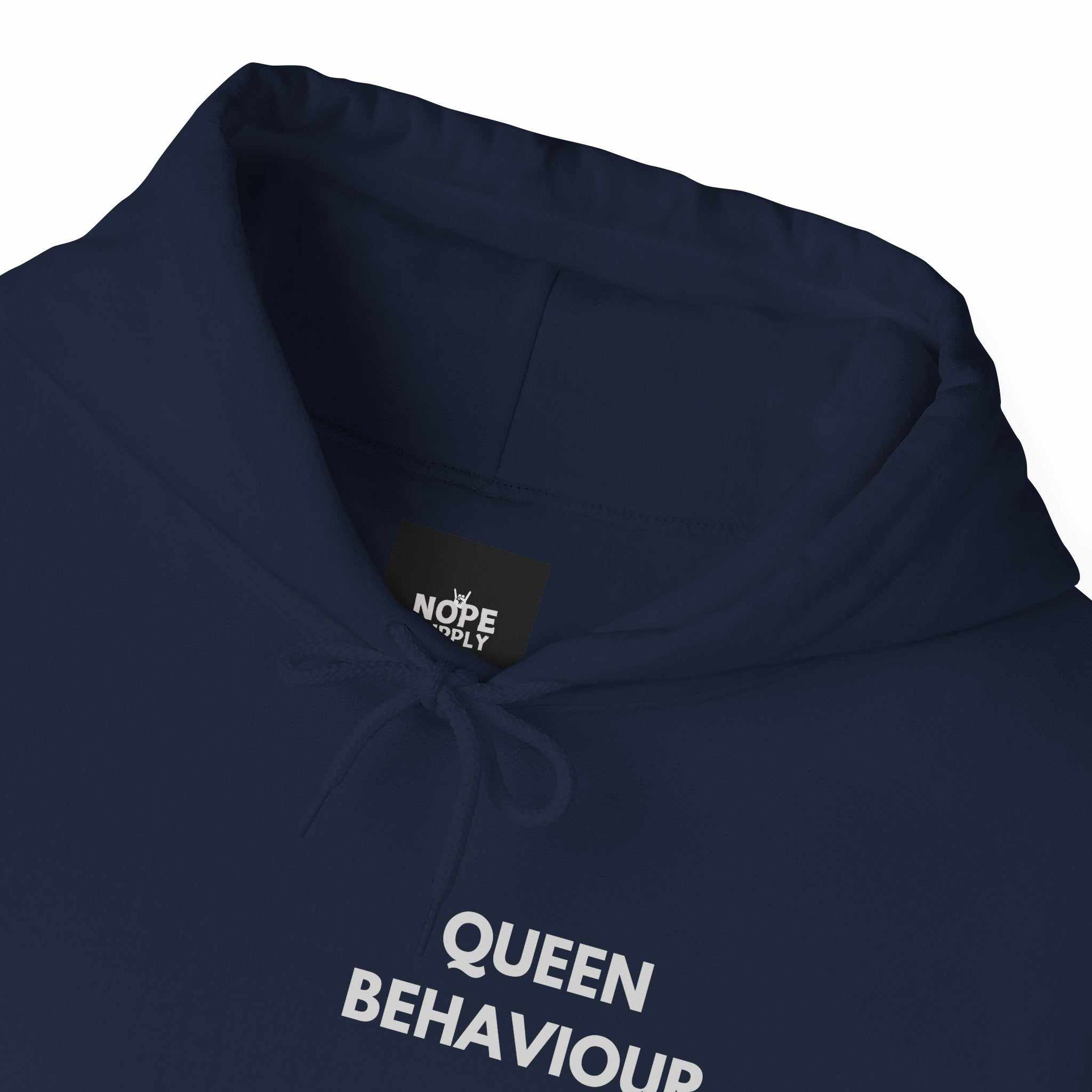 Hoodie ''Queen Behaviour'' Quote — Minimalist Feminist Graphic Pullover