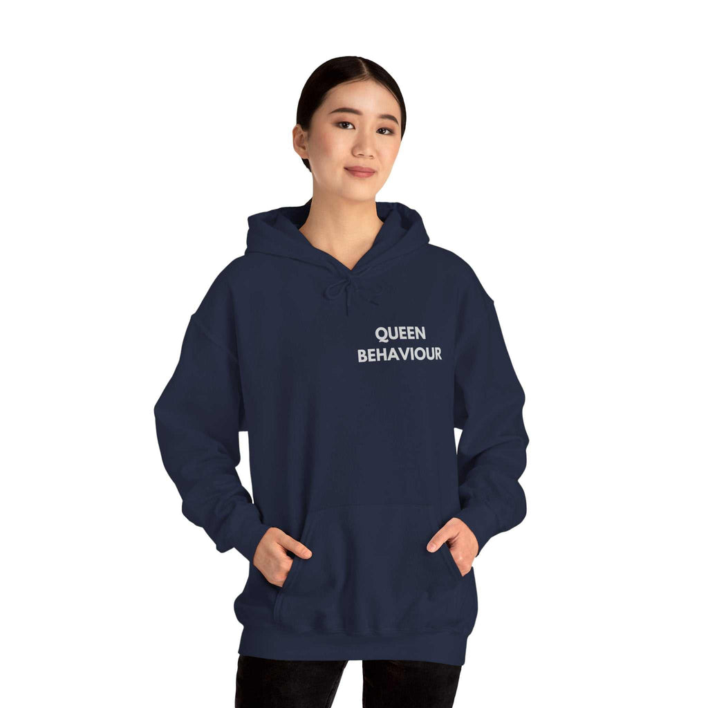 Hoodie ''Queen Behaviour'' Quote — Minimalist Feminist Graphic Pullover