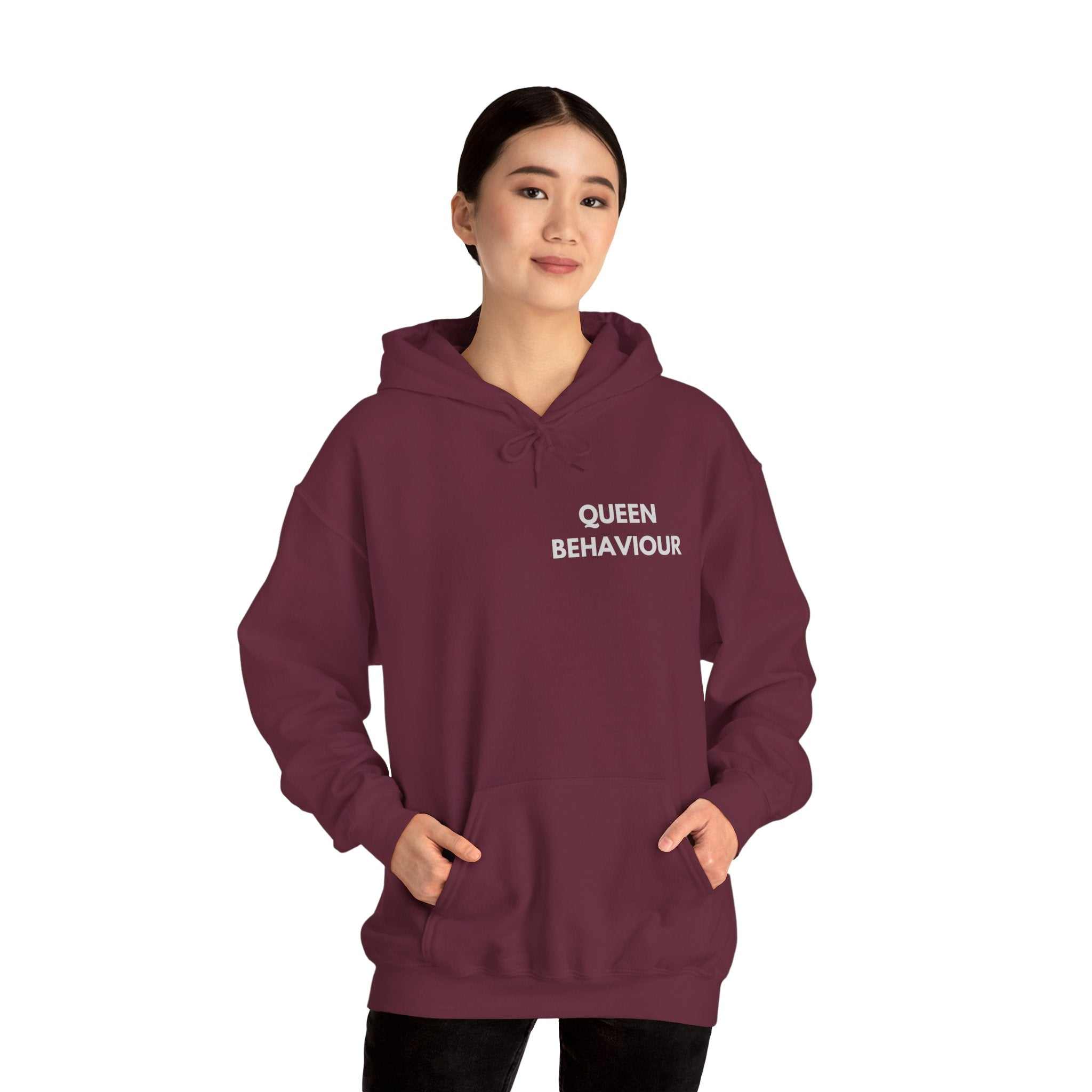Hoodie ''Queen Behaviour'' Quote — Minimalist Feminist Graphic Pullover